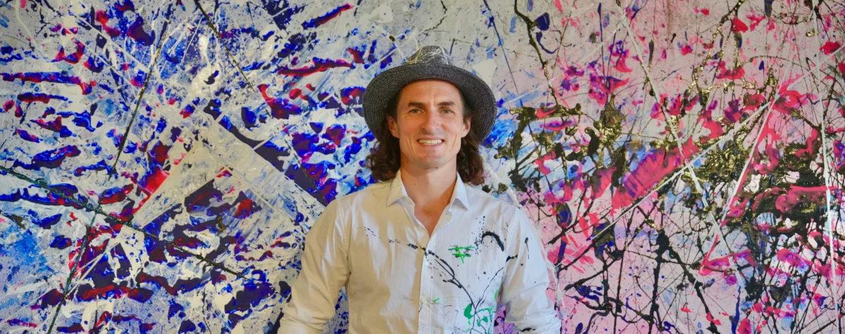 photo portrait de l'artiste François Noel pour art mag Exposition au château de la Gaude Aix en Provence