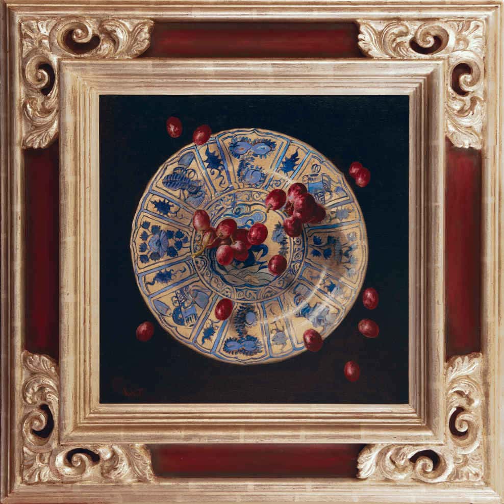 Grape motif on porcelain