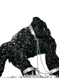 Apeiragon de Zan Ho, sculpture contemporaine en papier représentant un gorille composé de milliers de modules, explorant le vide, la lumière et la fragilité du vivant.