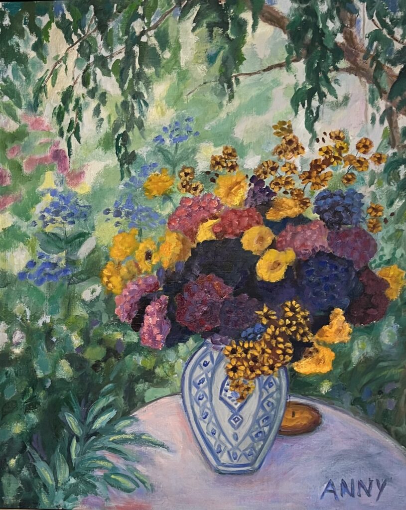 Bouquet Champêtre, painting by Anny Duperey depicting a vase of luminous flowers, where light and rich colour harmonies recall the legacy of Bonnard, Matisse and Dufy.