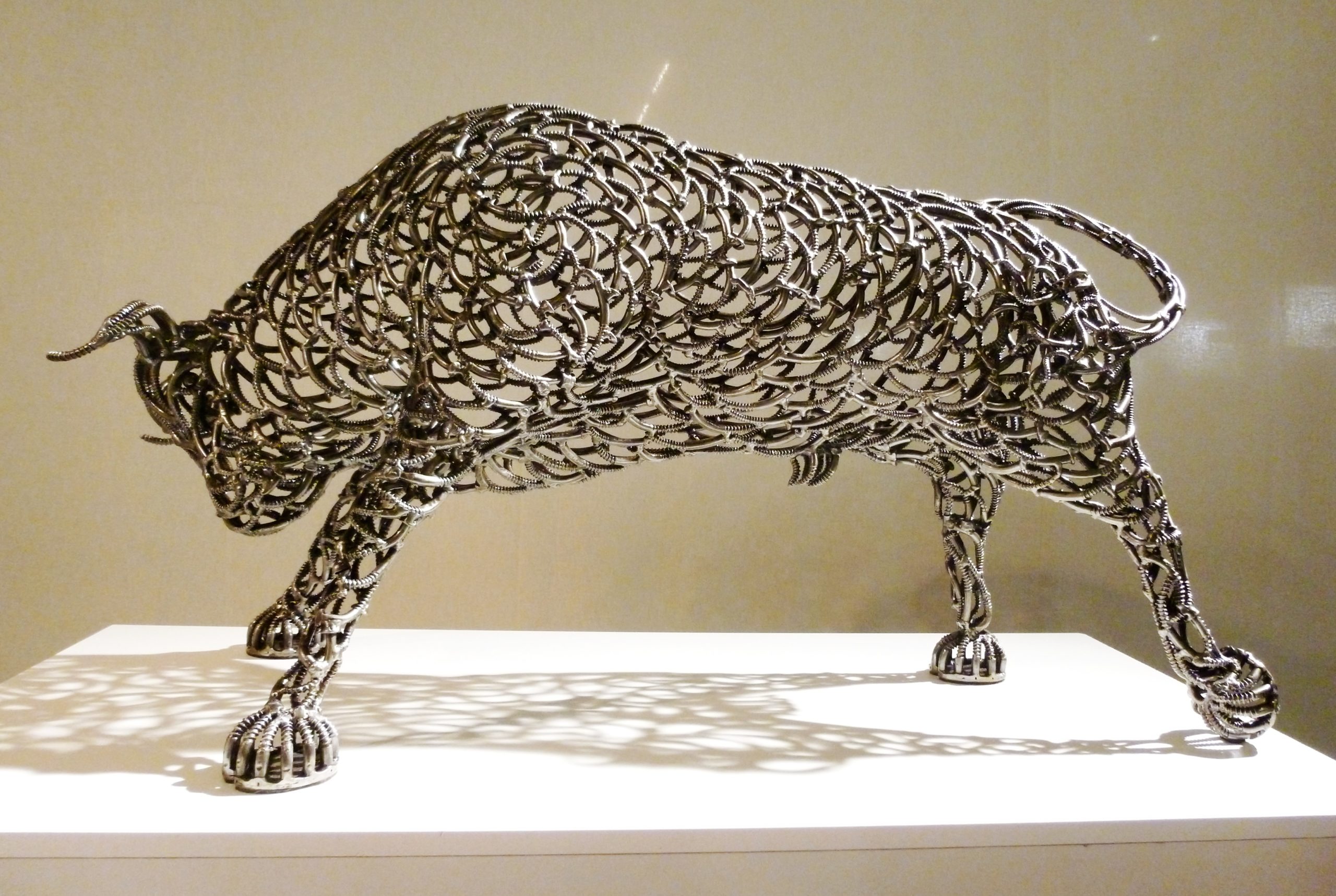 Vincent libecq sculpture le taureau ART MAG